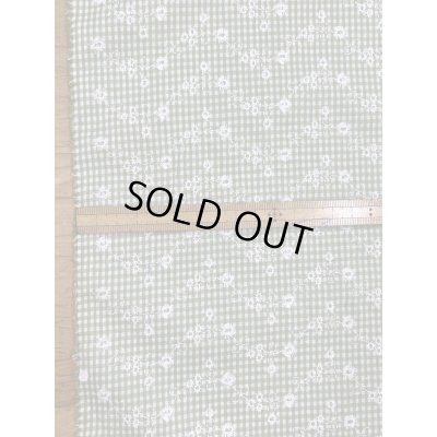 画像3: 生地：綿100％小花柄刺繍風プリント ギンガムチェック（グリーン）