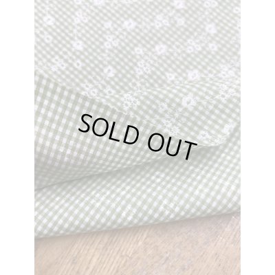 画像5: 生地：綿100％小花柄刺繍風プリント ギンガムチェック（グリーン）