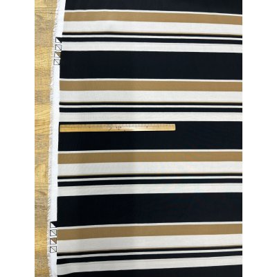 画像2: 生地：ポリエステル100％デシンボーダープリント（ベージュ）