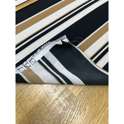 画像4: 生地：ポリエステル100％デシンボーダープリント（ベージュ）