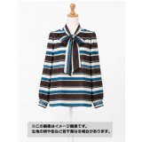 生地：ポリエステル100％デシンボーダープリント（ブルー）