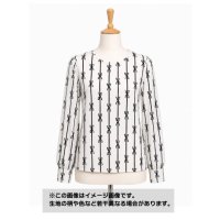 生地：ポリエステル100％リボン柄プリント２WAYニット