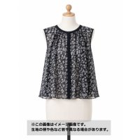 生地：ポリエステル100％75dシフォンジョーゼット 花柄プリント（紺）