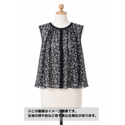 画像1: 生地：ポリエステル100％75dシフォンジョーゼット 花柄プリント（紺）