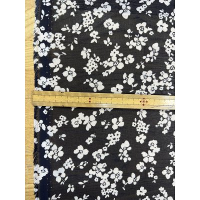 画像3: 生地：ポリエステル100％75dシフォンジョーゼット 花柄プリント（紺）