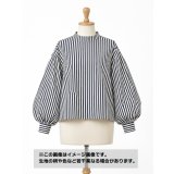 生地：ポリエステル100%平織ストライプ（白／紺）