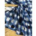 画像6: 生地：綿100％ 80ローンミラクルウェーブプリント（薄いグレー地×青・黒） (6)
