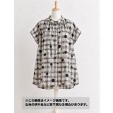 生地：綿100％ 80ローンミラクルウェーブプリント（薄いベージュ地×グレー・黒）
