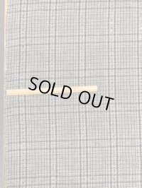 生地： チェックウール（グレー系）