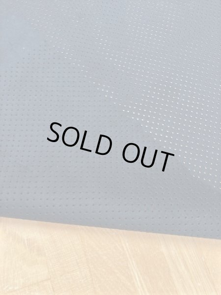 画像3: 生地:合皮レザーパンチング穴あき加工(黒) (3)