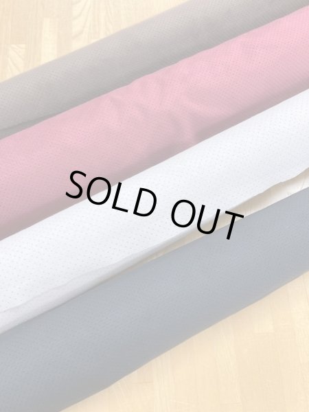 画像8: 生地:合皮レザーパンチング穴あき加工(エンジ) (8)