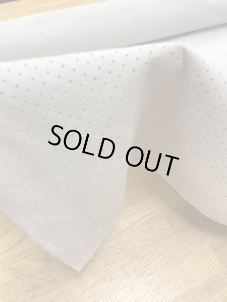 画像6: 生地:合皮レザーパンチング穴あき加工(ライトグレー) (6)