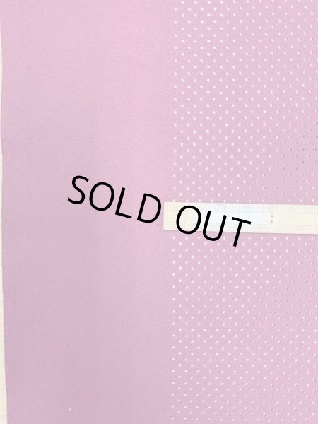 画像2: 生地:合皮レザーパンチング穴あき加工(エンジ) (2)