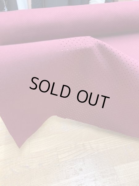 画像5: 生地:合皮レザーパンチング穴あき加工(エンジ) (5)