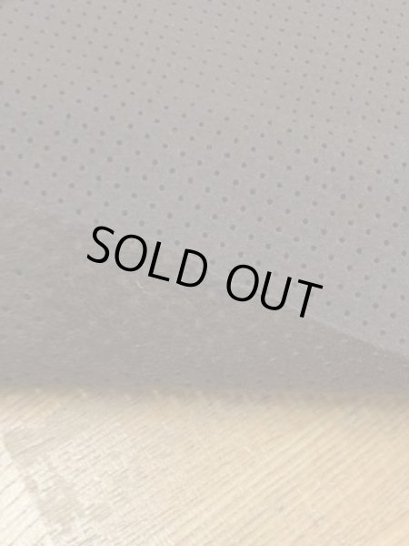 画像4: 生地:合皮レザーパンチング穴あき加工(茶) (4)