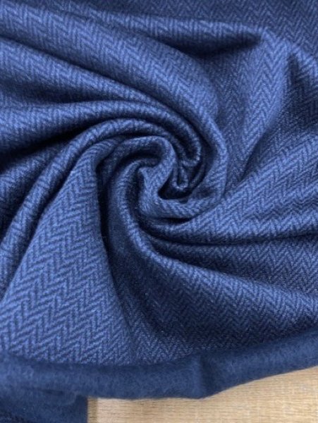画像7: 生地:ヘリンボーン柄アクリル裏起毛ニット(紺) (7)