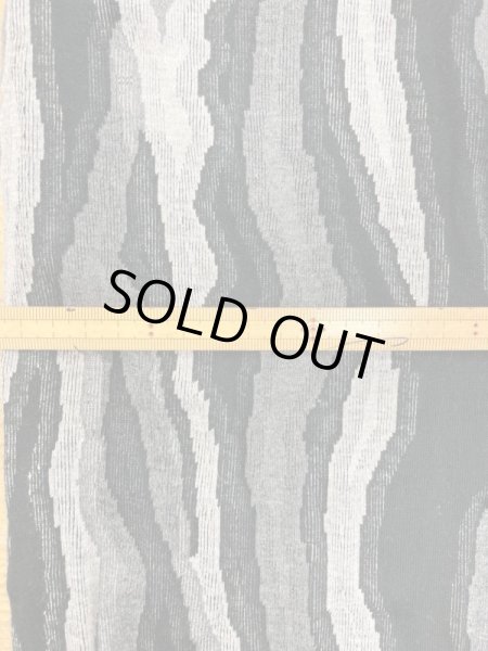 画像2: 生地:木目調ジャガード綿ニット(黒/グレー) (2)