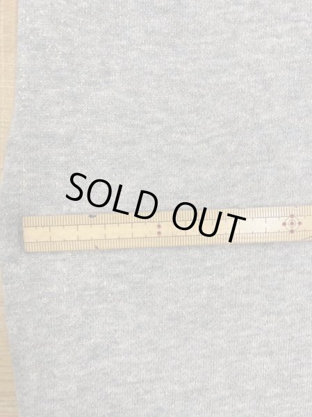 画像2: 生地:先染めラメ入りミニ裏毛ニット(グレー/金ラメ) (2)