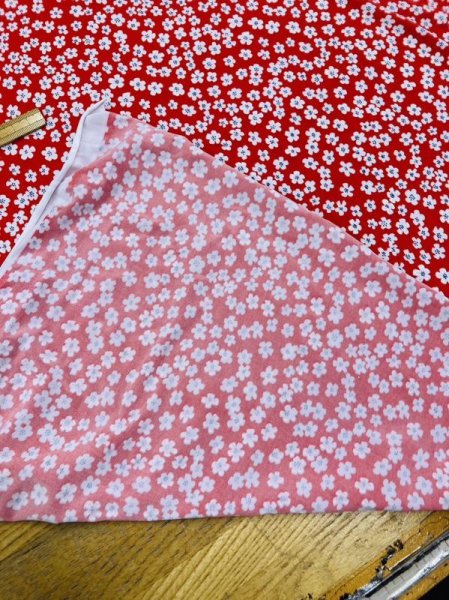 画像3: 生地:2WAY小花柄ポリエステルニット(赤/白) (3)