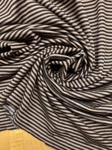 画像6: 生地：ボーダー柄2WAY綿ストレッチニット（茶／黒） (6)