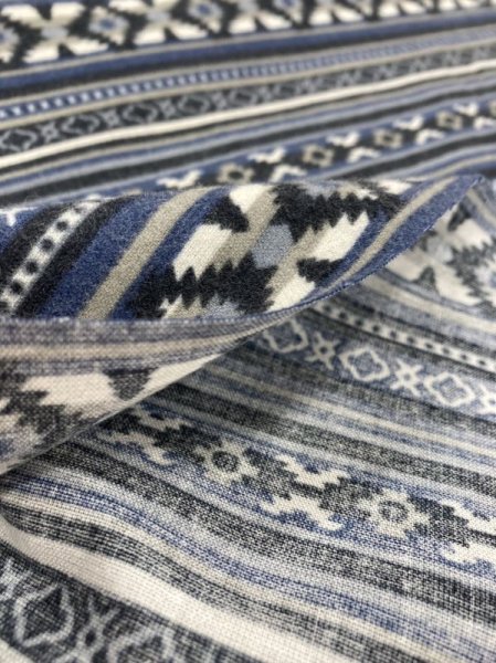 画像7: 生地:ネイティブ柄プリントコットンネル(ブルー・紺) (7)