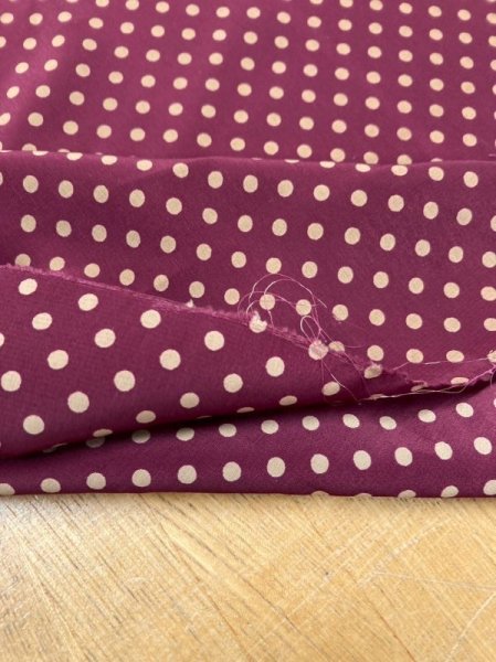 画像4: 生地:水玉柄ポリエステル100%(エンジ/ベージュ) (4)