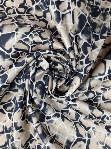 画像6: 生地:へび亀柄ポリエステル(クリーム) (6)