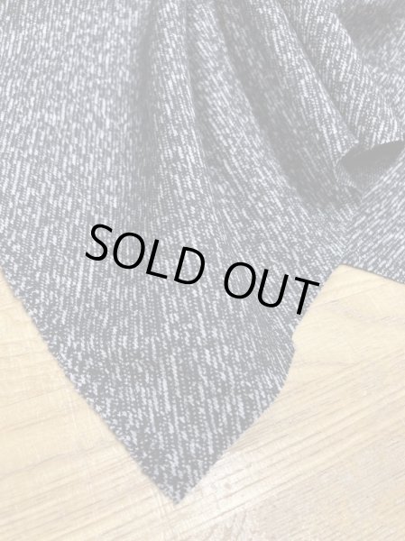 画像7: 生地:ウール/ポリエステルヨロケジャガードニット(黒系) (7)