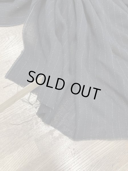 画像6: 生地:薄手ウールガーゼストライプ柄(黒) (6)