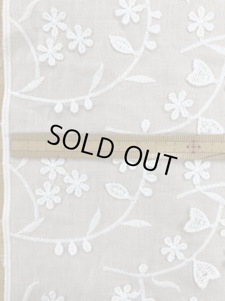 画像2: 生地:綿100%刺繍レース(白) (2)