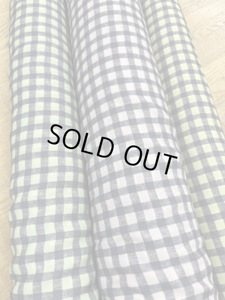 画像7: 生地:チェック柄ポリエステルプリント(くすみグリーン) (7)