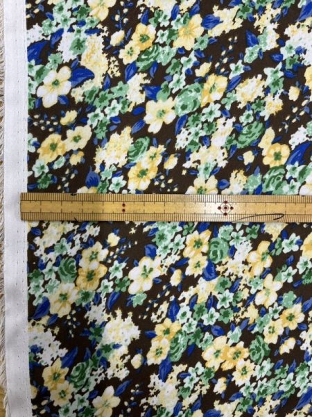 画像2: 生地:ダブル幅ポリエステル100%花柄プリント(茶/黄色) (2)