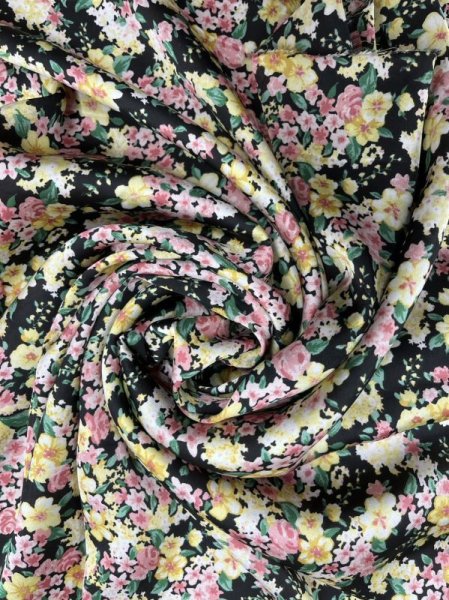 画像6: 生地:ダブル幅ポリエステル100%花柄プリント(黒/黄色) (6)