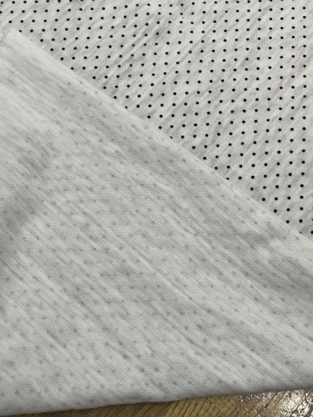 画像3: 生地:綿100%水玉柄シャンブレー天竺ニット(白/黒) (3)