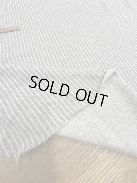 画像5: 生地:綿100%縦縞織りニット(グレー/白) (5)