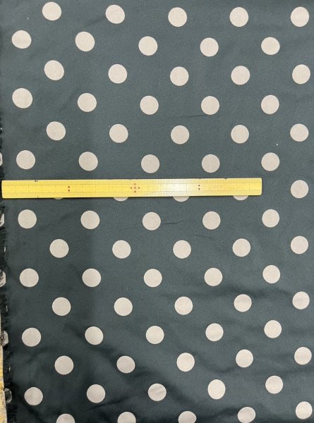 画像2: 生地:ポリエステル100%Wフェイスドットジャガード(黒/ベージュピンク) (2)