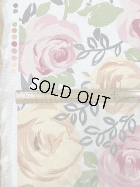画像2: 生地:綿100%薔薇柄コットンツイル(オフ) (2)