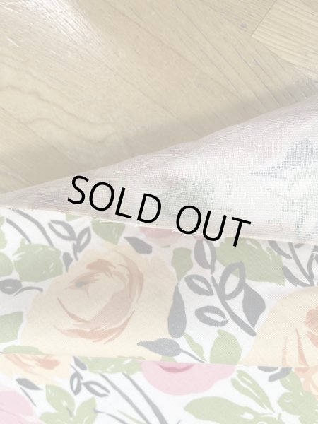 画像4: 生地:綿100%薔薇柄コットンツイル(オフ) (4)