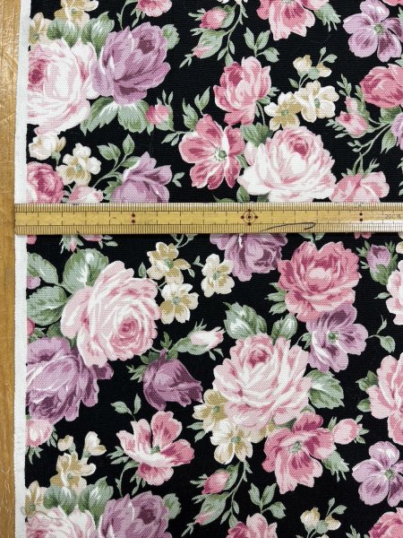 画像2: 生地:綿100%花柄コットンオックス(黒) (2)