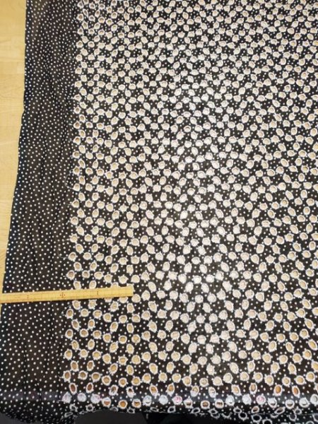 画像2: 生地:水玉柄薄手綿ローン(レース加工) (2)