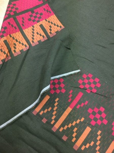 画像6: 生地:クロスステッチ風刺繍生地(カーキ) (6)