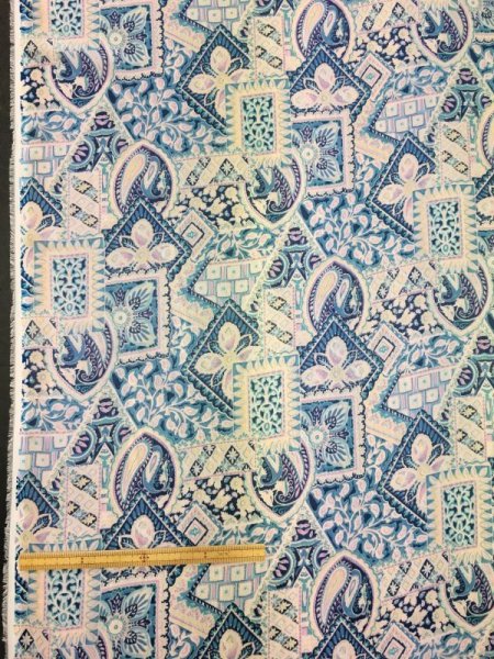 画像2: 生地:モチーフ柄プリント (2)