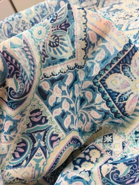 画像7: 生地:モチーフ柄プリント (7)