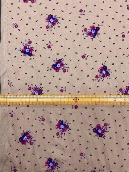 画像2: 生地:ポリエステル花柄(くすみピンク) (2)