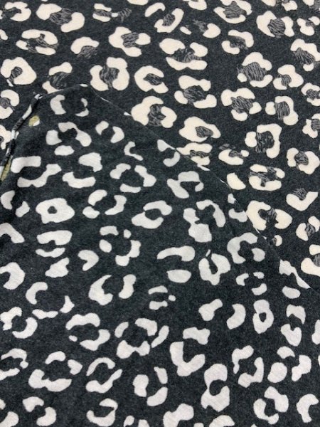 画像3: 生地:ヒョウ柄2wayニット(黒/グレー) (3)
