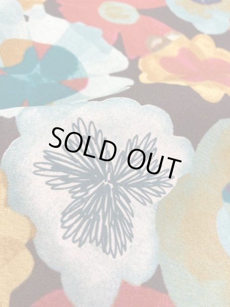 画像6: 生地:フラワー柄綿レーヨン(茶/赤) (6)