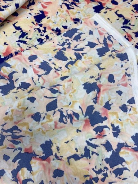 画像3: 生地:花柄ポリストレッチ生地 (クリーム) (3)