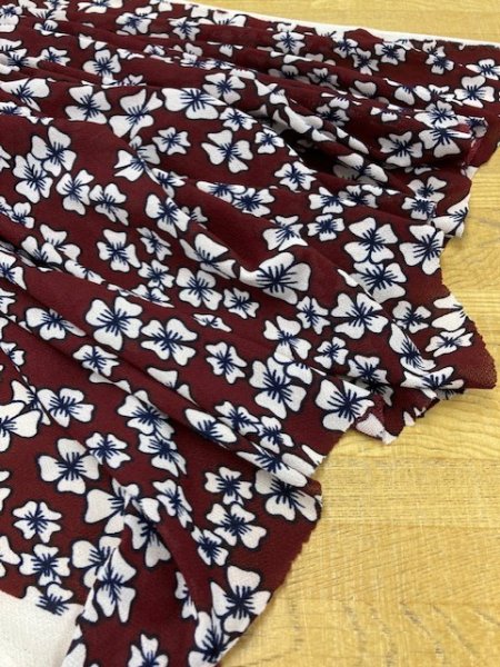 画像6: 生地:レトロ花柄ポリエステルニット(エンジ) (6)
