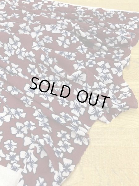 画像6: 生地：レトロ花柄ポリエステルニット（エンジ） (6)