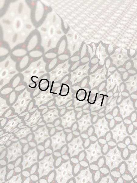 画像5: 生地:抽象柄コットンプリント(茶) (5)